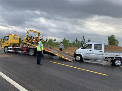 潼南县车辆遇故障需救援，就近道路救援电话该怎么找？